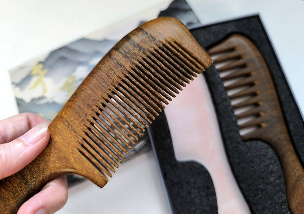 Sada hřebenů Santalové dřevo